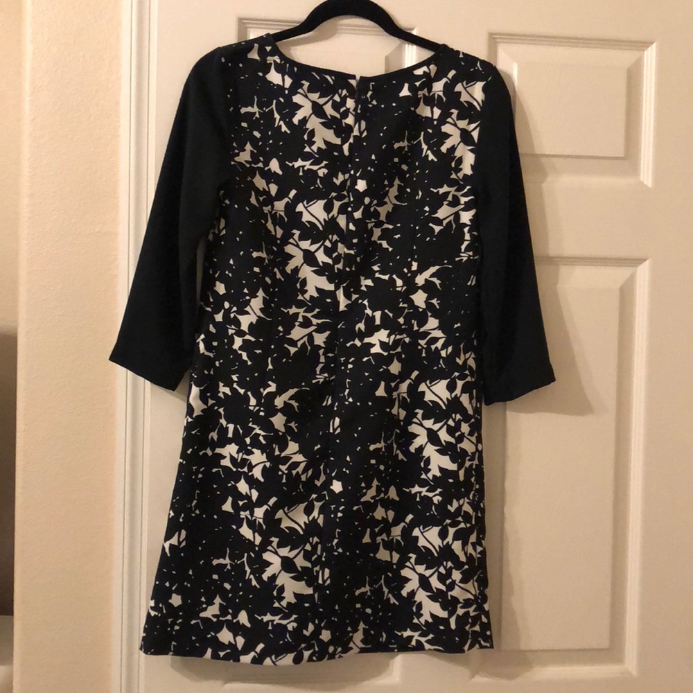 Dress - Picture 4 of 5